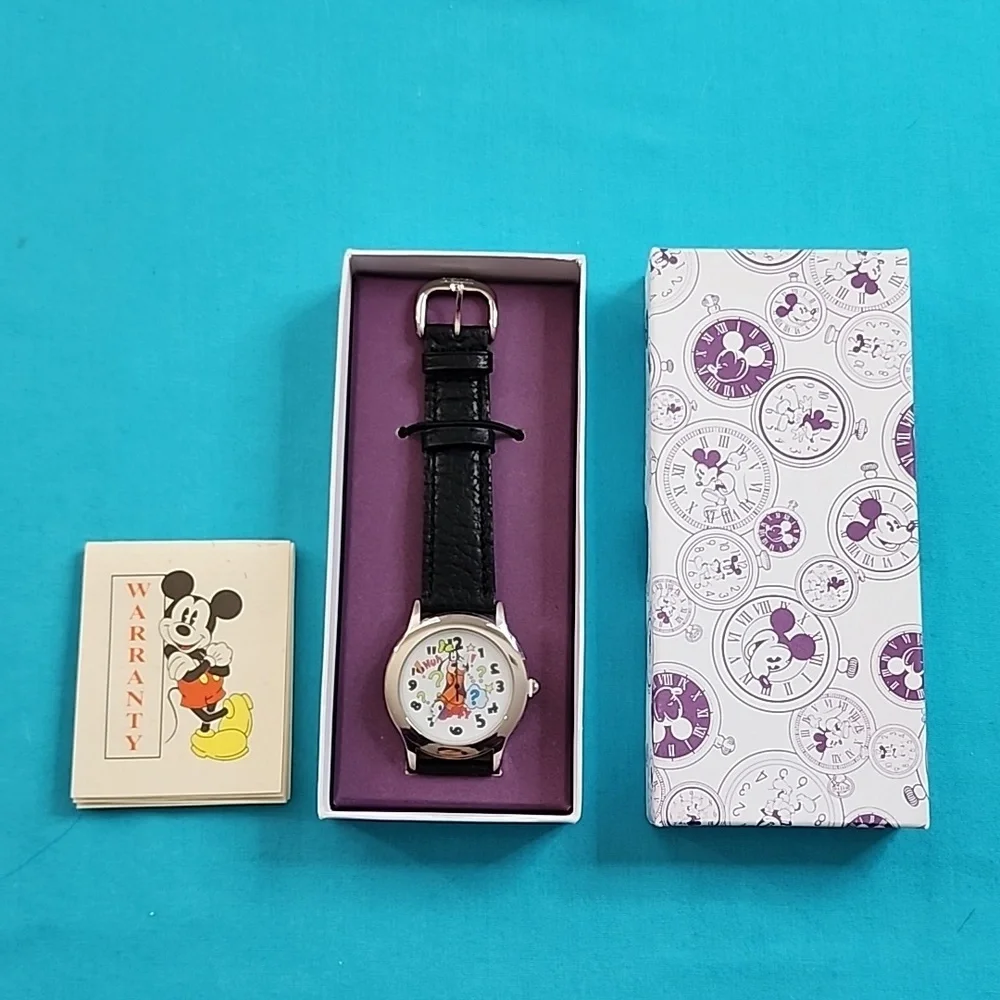 BNIB Rare Disney Vintage Goofy Watch